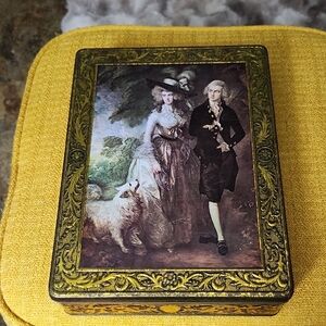 VINTAGE KALAR STRUDEL DECORATIVE TIN BOX with ELEGANT PORTRAIT